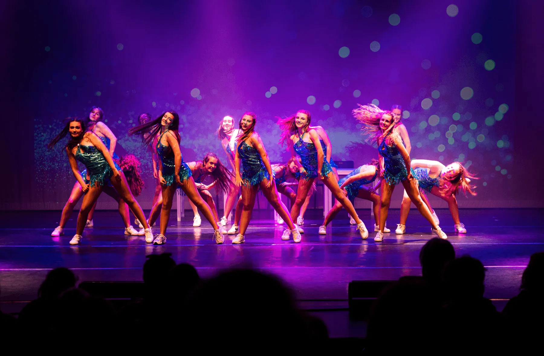 Tiener- en jongerenoptreden van Dansschool Diamonds